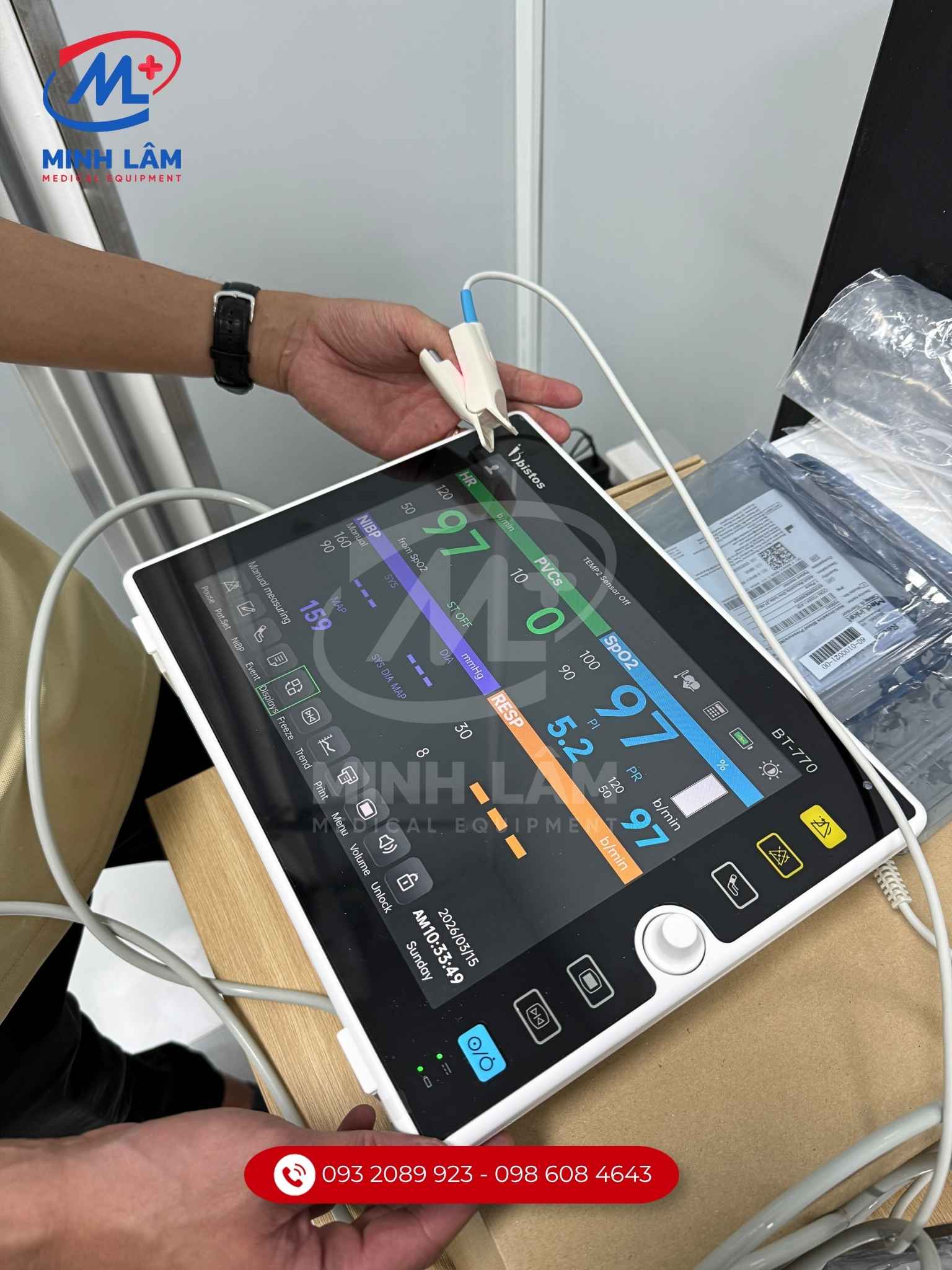 Bàn giao máy theo dõi bệnh nhân BT-770.